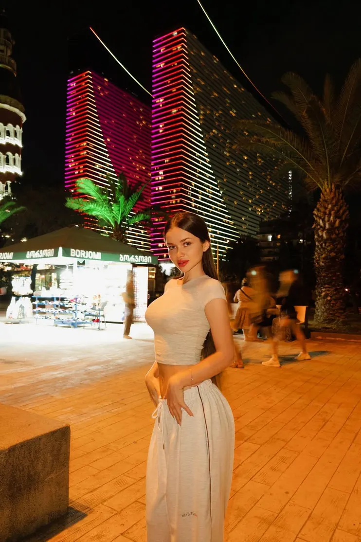 ALINA💕, 25, تبليسي 16