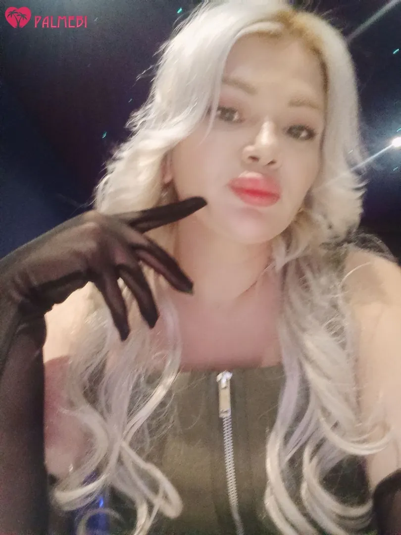Diana, 30, Batum 7