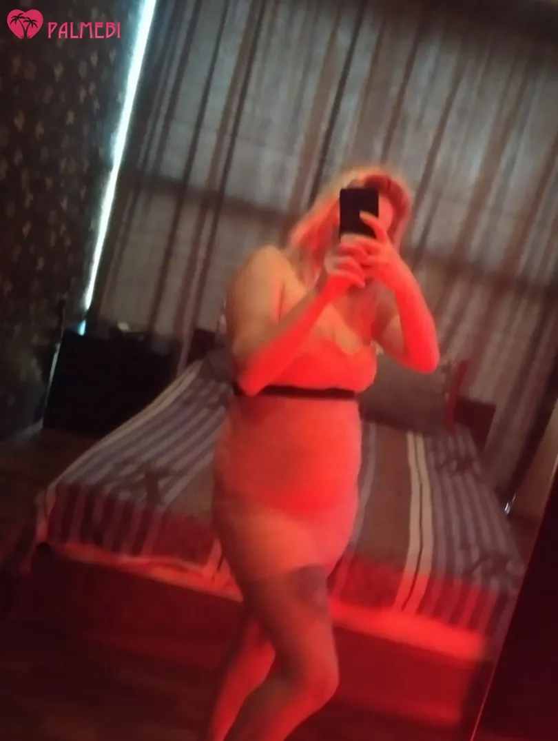 Sali, 32, تبليسي 4