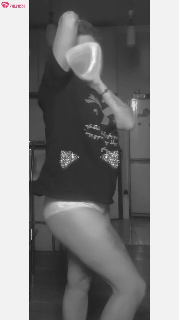 Sali, 32, تبليسي 8