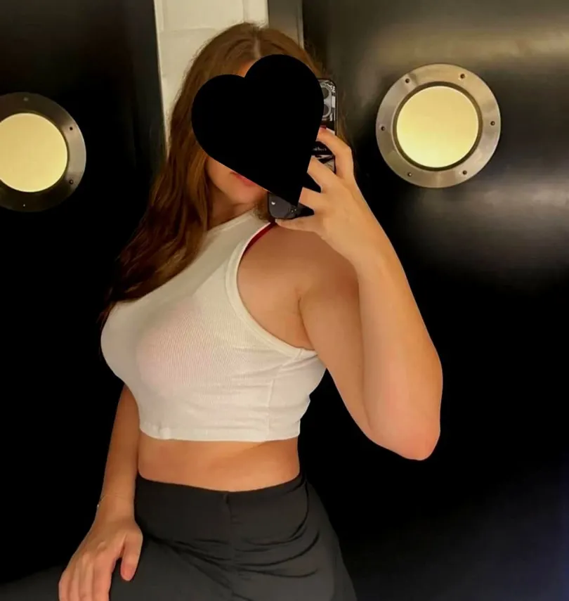 ANITTA, 26, Tiflis 4