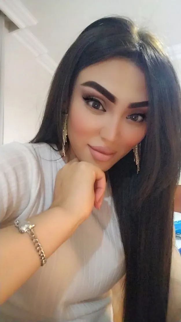 NAZLI, 24, Tbilisi 2