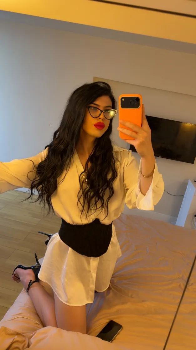 Trans Khanna, 23, Բաթումի 2