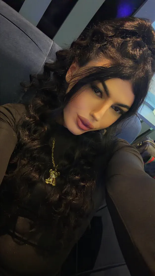 Trans Khanna, 23, Բաթումի 8