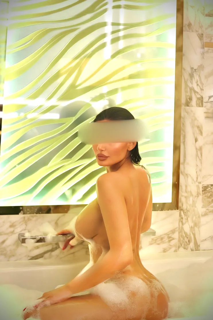 Luna Star, 35, Tiflis 7