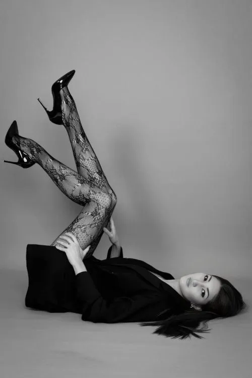 Яна👠
