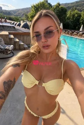 Julia 👅💦